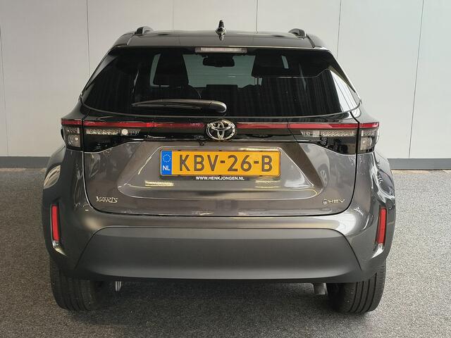 Toyota YARIS Cross 1.5 Hybrid 115 First Edition Rijklaar + Fabrieksgarantie Henk Jongen Auto's in Helmond, al 50 jaar service zoals 't hoort!