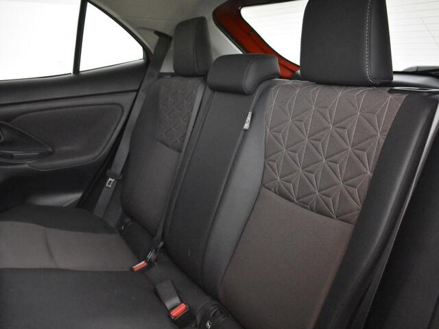 Toyota YARIS Cross 1.5 Hybrid Executive | Navigatie | Stoelverwarming | Blindspot |