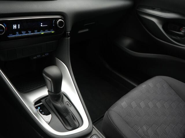 Toyota YARIS 1.5 Hybrid 115 Active Direct levrbaar Incl. premie