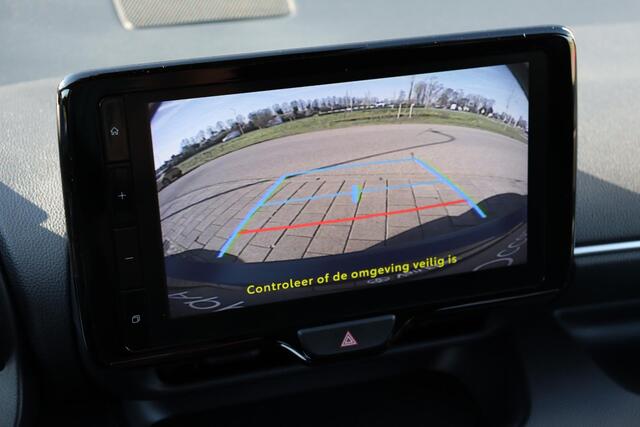 Toyota YARIS 1.5 Hybrid 115 Dynamic, Comfort Pack Apple carplay / Android auto, BSM, Parkeersensoren.
