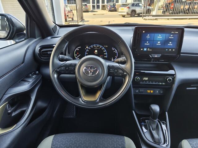 Toyota YARIS Cross 1.5 Hybrid Explore | Navi | Sensoren v/a | Stoelverwarming