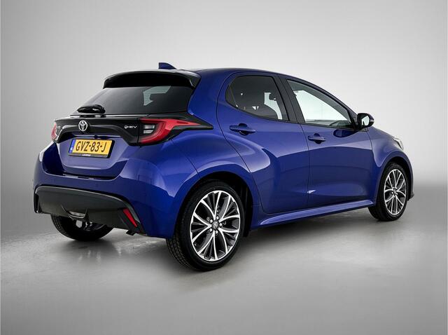 Toyota YARIS 1.5 Hybrid 130 Executive | Stuur- en stoelverwarming | Parkeersensoren v+a | Navigatie