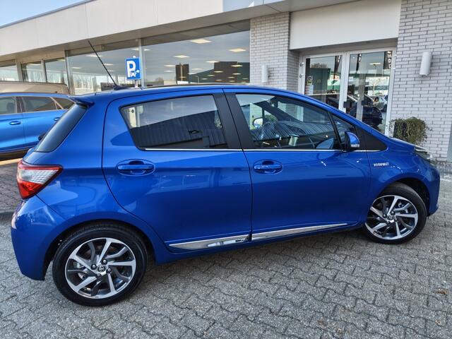 Toyota YARIS 1.5 Hybrid Premium | Pano | Navi | Cruise Control | DAB