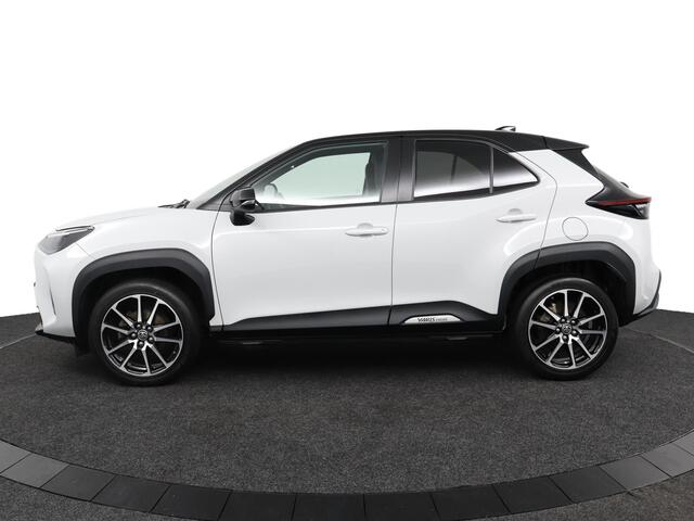 Toyota YARIS Cross 1.5 Hybrid GR Sport | Apple Carplay/Android Auto | head-up display| Achterklep, elektrisch bedienbaar |