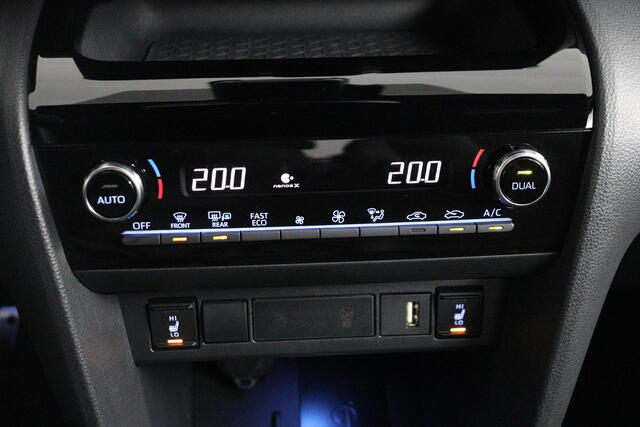 Toyota YARIS Cross 1.5 Hybrid GR Sport | Apple Carplay/Android Auto | head-up display| Achterklep, elektrisch bedienbaar |