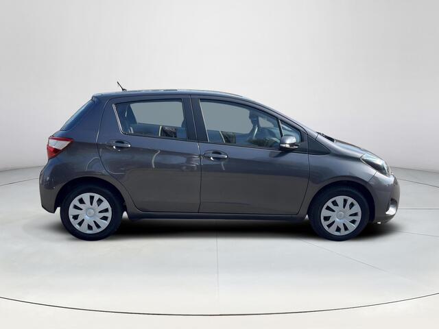 Toyota YARIS 1.5 VVT-i Comfort | Volledig Dealer onderhouden | Parkeersensoren achter