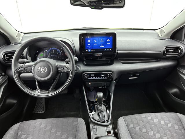 Toyota YARIS 1.5 Hybrid 115 First Edition | Apple Carplay / Android Auto | Parkeersensoren voor+achter | Dodehoek Detectie | LED |