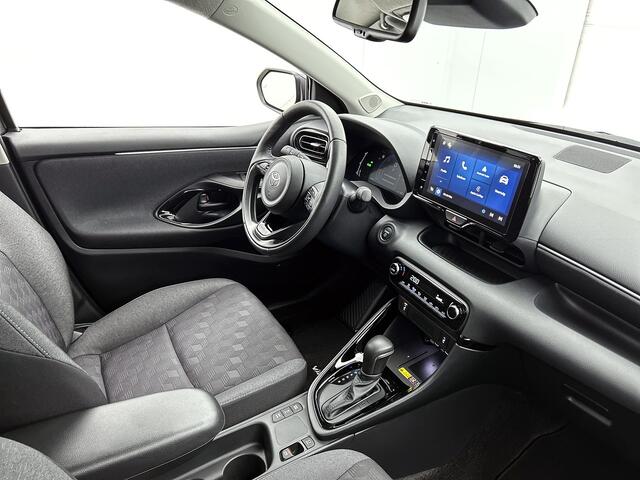Toyota YARIS 1.5 Hybrid 115 First Edition | Apple Carplay / Android Auto | Parkeersensoren voor+achter | Dodehoek Detectie | LED |