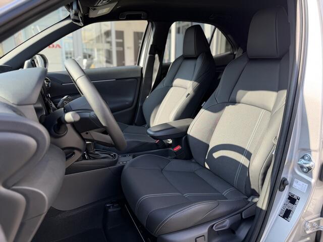 Toyota YARIS Cross 1.5 Hybrid 130 Executive Plus Pack | GEEN AFLEVERKOSTEN | Elektrische achterklep, Parkeersensoren, Dodehoekdetectie