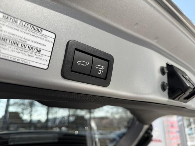 Toyota YARIS Cross 1.5 Hybrid 130 Executive Plus Pack | GEEN AFLEVERKOSTEN | Elektrische achterklep, Parkeersensoren, Dodehoekdetectie