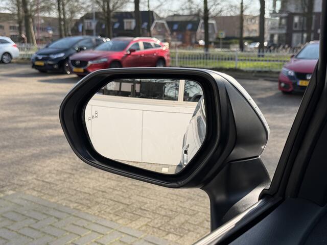 Toyota YARIS Cross 1.5 Hybrid 130 Executive Plus Pack | GEEN AFLEVERKOSTEN | Elektrische achterklep, Parkeersensoren, Dodehoekdetectie