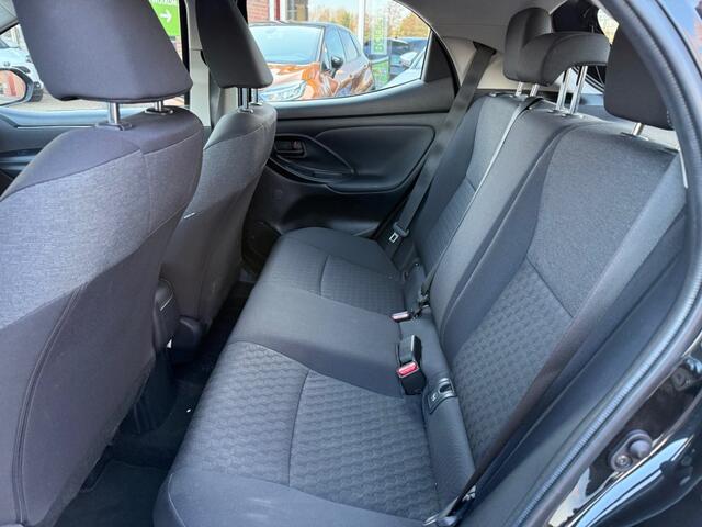 Toyota YARIS 1.5 HYBRID 5-DRS DYNAMIC AUTOMAAT!