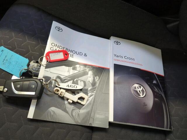 Toyota YARIS Cross 1.5 VVT-I Active Aut. Hybrid Airco Adaptive Cruise Control Achteruitrij Camera LM Velgen Carplay Navi Perfect onderhouden!