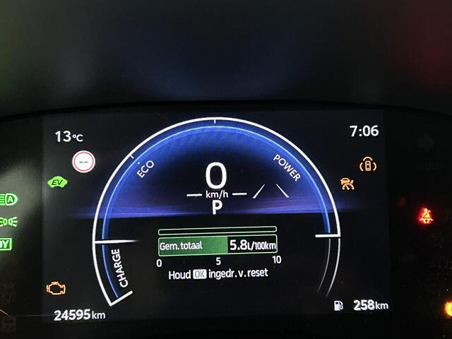 Toyota YARIS 1.5 Hybrid Dynamic | Climate control | Winterpakket | Lichtmetalen velgen |