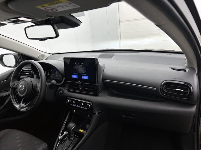 Toyota YARIS 1.5 Hybrid Dynamic | Climate control | Winterpakket | Lichtmetalen velgen |