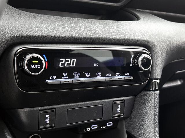 Toyota YARIS 1.5 Hybrid 115 Dynamic | Climate control | Winterpakket | Lichtmetalen velgen |