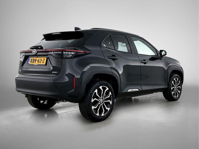 Toyota YARIS Cross 1.5 Hybrid 115 First Edition | Climate control | Winterpakket | LED verlichting | LM velgen |