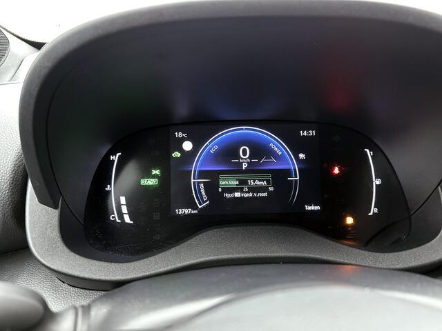 Toyota YARIS Cross 1.5 Hybrid 115 First Edition | Climate control | Winterpakket | LED verlichting | LM velgen |