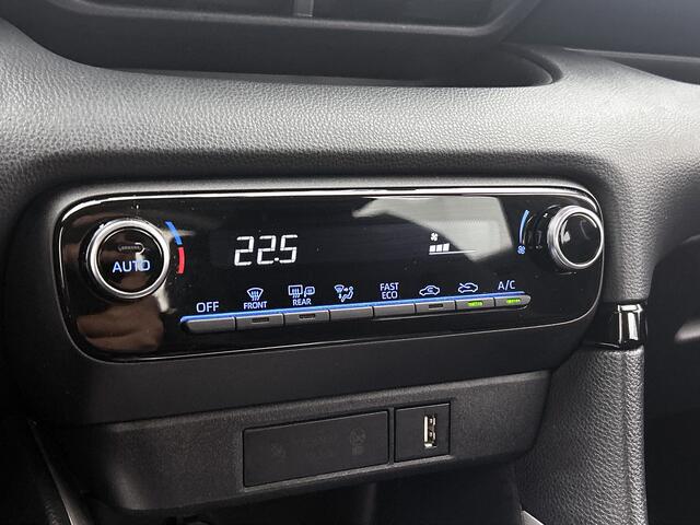 Toyota YARIS 1.5 Hybrid Dynamic