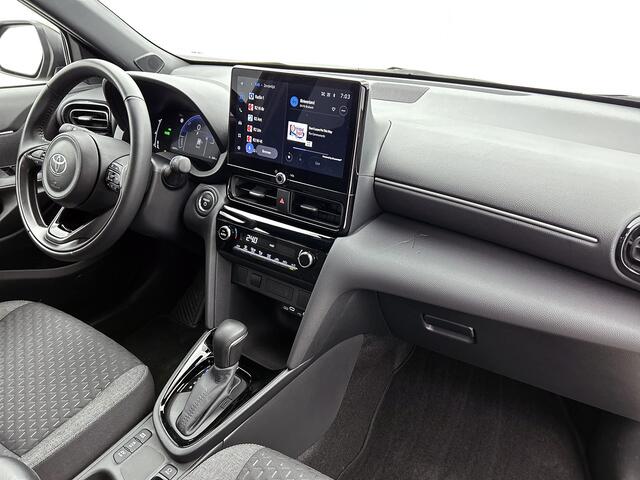 Toyota YARIS Cross 1.5 Hybrid 115 First Edition | Adaptive cruise control | Climate control | LM velgen | LED verlichting |