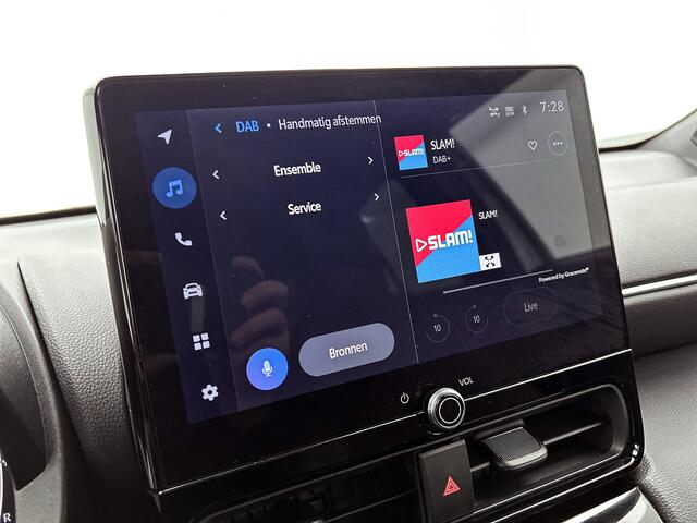 Toyota YARIS Cross 1.5 Hybrid 115 First Edition | Climate control | Adaptive cruise control | LM velgen |