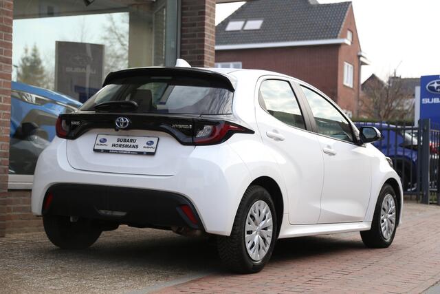 Toyota YARIS 1.5 Hybrid Comfort Navi Carplay Camera ACC Stoelverw.