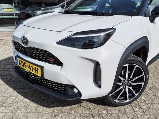 Toyota YARIS Cross 1.5 Hybrid 130 GR SPORT | Sensoren v/a | El. Achterklep | Androi