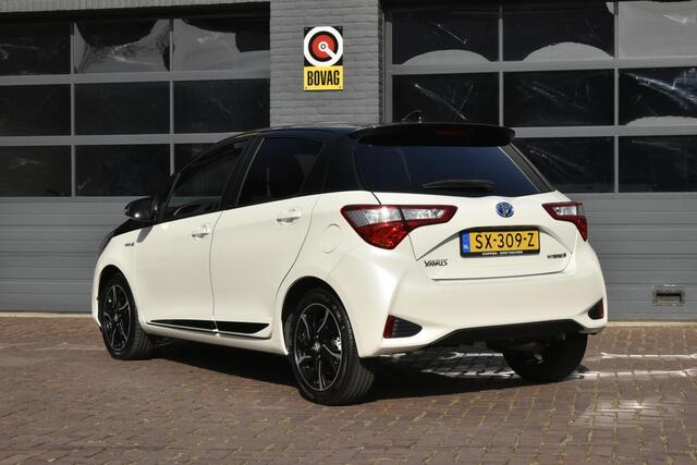 Toyota YARIS 1.5 Hybrid Bi-Tone