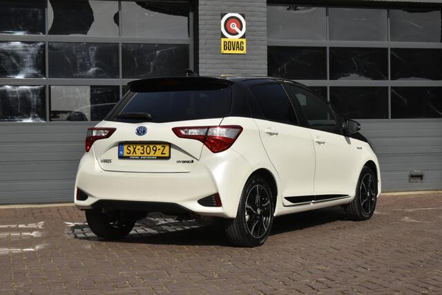 Toyota YARIS 1.5 Hybrid Bi-Tone
