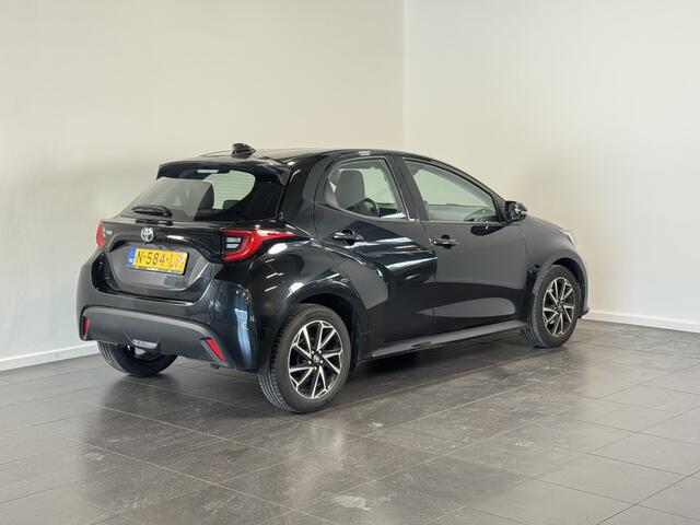Toyota YARIS 1.5 VVT-i Dynamic Keyless | Camera | Navigatie |