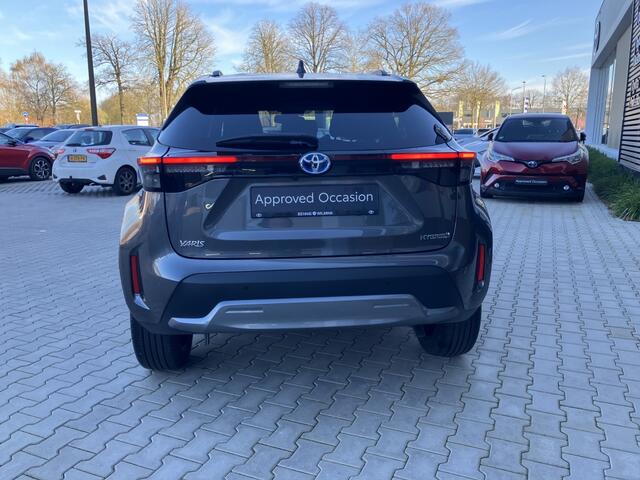 Toyota YARIS Cross 1.5 Hybrid Adventure Limited | Treeplanken | Headup