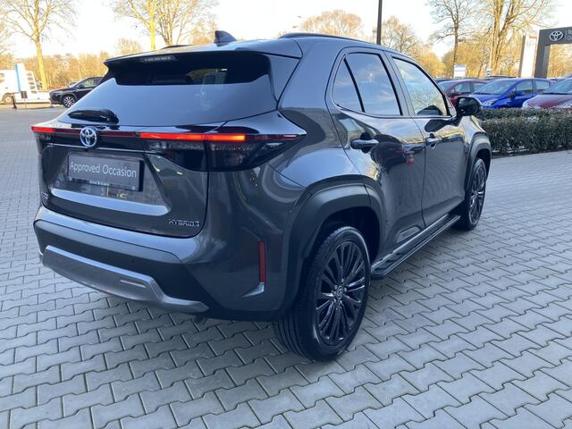 Toyota YARIS Cross 1.5 Hybrid Adventure Limited | Treeplanken | Headup