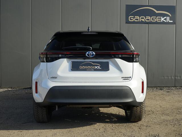 Toyota YARIS Cross 1,5-l-VVT-iE Elegant AWD-i Dealer onderh. / 1ste eigenaar / AWD / 17'' LM velgen / Carplay / Two-Tone / Half leder / Stoelverw. / Stuur verw. / Adap. Cruise