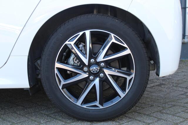 Toyota YARIS 1.5 Hybrid 115 First Edition Stoelverwarming l Lendesteun l LM velgen l Spiegelverwarming