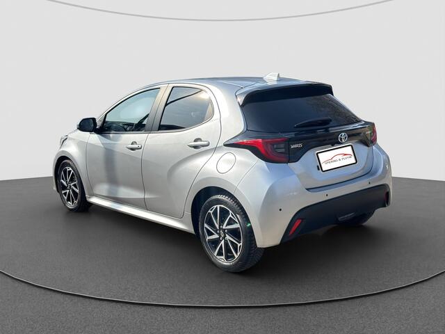 Toyota YARIS 1.5 Hybrid Dynamic | Stoelverw | Camera | Adaptive | Virtual |