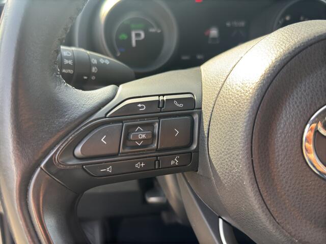 Toyota YARIS 1.5 Hybrid Dynamic | Stoelverw | Camera | Adaptive | Virtual |