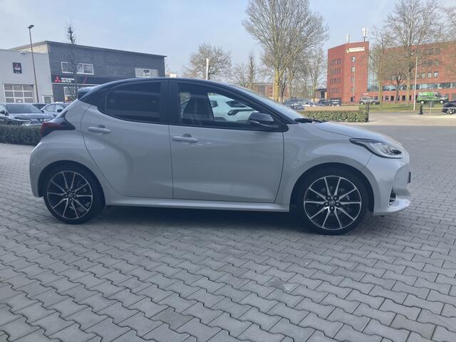 Toyota YARIS 1.5 Hybride GR Sport | Blindspot | Stoelverw (20266km!)