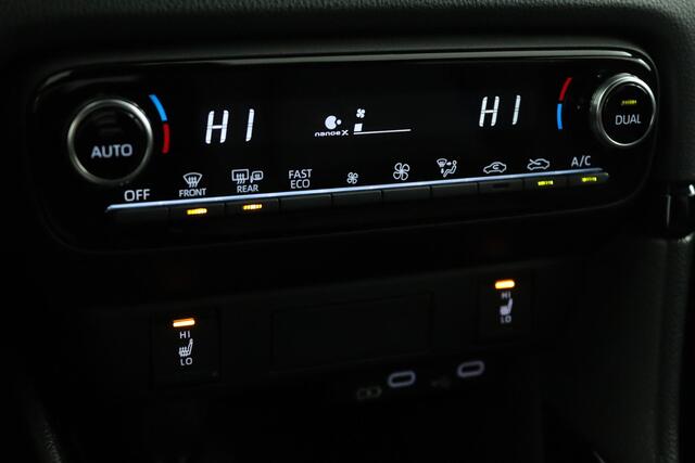 Toyota YARIS 1.5 Hybrid 130 Executive | Lichtmetalen | Blind Spot monitor | Stoelverwarming | Groot scherm | 10 jaar garantie! |