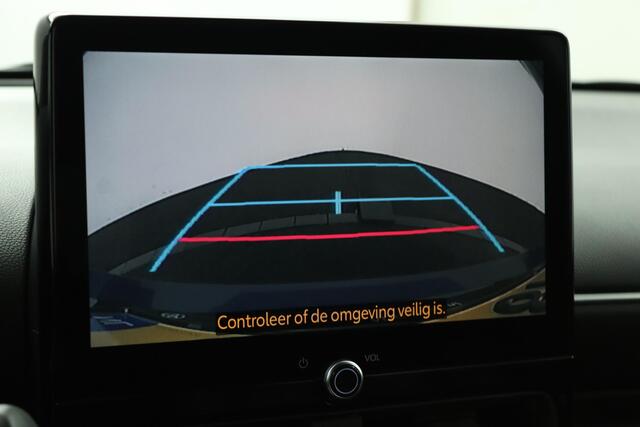 Toyota YARIS 1.5 Hybrid 130 Executive | Lichtmetalen | Blind Spot monitor | Stoelverwarming | Groot scherm | 10 jaar garantie! |