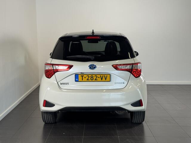 Toyota YARIS 1.5 Hybrid Bi-Tone