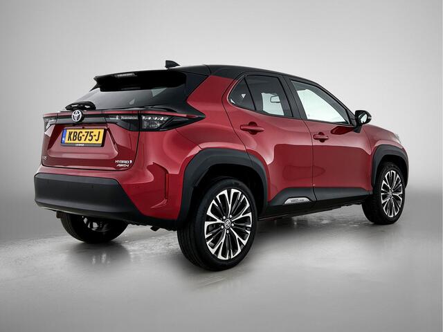 Toyota YARIS Cross 1.5 Hybrid AWD Executive | Panoramadak | Parkeersensoren | Navigatie | AWD