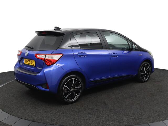 Toyota YARIS 1.5 Hybrid Bi-Tone | Navigatie | Cruise Control | Climate Control | Toyota Safety Sense |