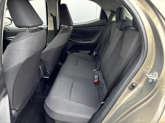 Toyota YARIS 1.5 Hybrid Dynamic **KEYLESS/ ADAPTIEF CRUISE CONTROL/ PARKEERCAMERA**