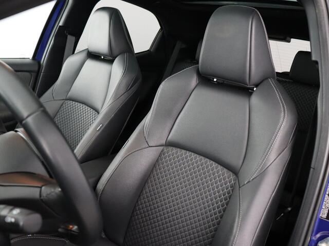 Toyota YARIS 1.5 Hybrid Style (Pano / Camera / ACC / Led)