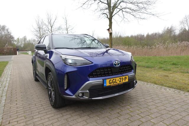 Toyota YARIS Cross 1.5 Hybrid Adventure AWD | CarPlay | Elektr. klep | Camera | PDC | ACC | HUD | Navi |