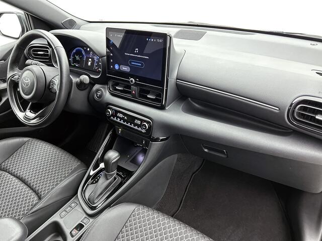 Toyota YARIS 1.5 Hybrid 130 Executive | NL dealeronderhouden |