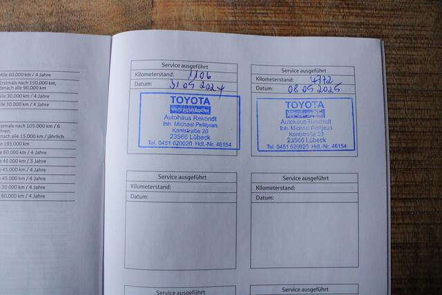 Toyota YARIS 1.5 Hybrid Dynamic |camera|stoelverwarming|dealer onderhouden|