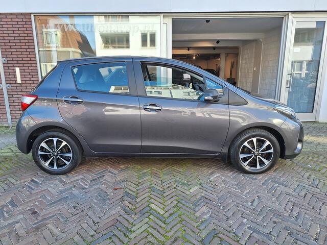 Toyota YARIS 1.0 VVT-i Comfort 5Drs /63.000 Km/1e Eig/Airco/Bluetooth/Garantie