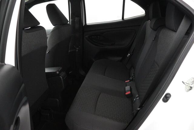 Toyota YARIS Cross 1.5 Hybrid | Stoelverwarming | Stuurverwarming | Navigatie |