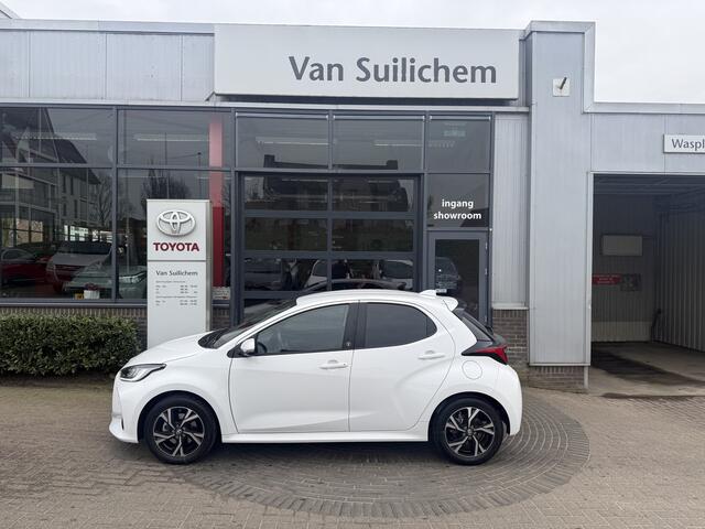 Toyota YARIS 1.5 Hybrid 115 First Edition blind spot